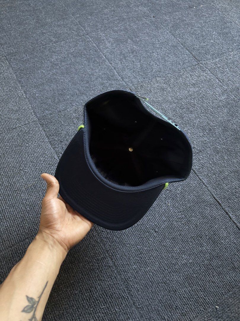 Phish Las Vegas Sphere 2024 Snapback Hat (Category: Caps & Hats) located in Manila. Submitted by toys_hats005 (Listing ID 1470629327, Image 3). Description: - Official Phish Las Vegas Sphere run snapback cap - Dark navy blue crown with striking neon green brim piping - Detailed embroidered globe and typography patch on the front - Light blue plastic snapback closure with a green logo tab - Clean interior and crisp, unworn brim - 100% ready to wea