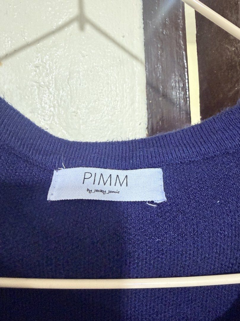 Pimm BKK navy blue blouse (Category: Blouses) located in Quezon City. Submitted by _jennkyle10 (Listing ID 1470692382, Image 2). Description: Used once Free size fits up to 36 bust Premium quality - makapal tela :).
