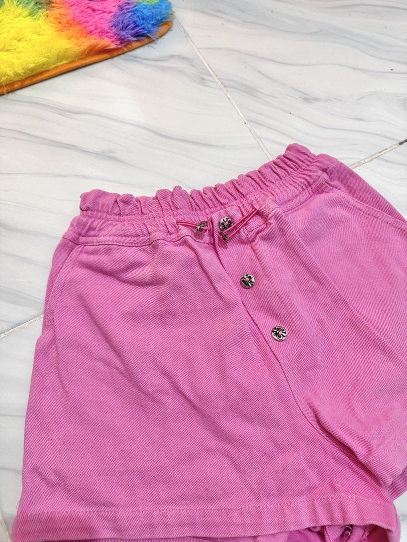Pink Denim Highwaist Shorts (Category: Shorts) located in Bulacan. Submitted by archivesbyjanine (Listing ID 1470679347, Image 2). Description: Garterized Di tali Makapal tela Waist: 24-27.