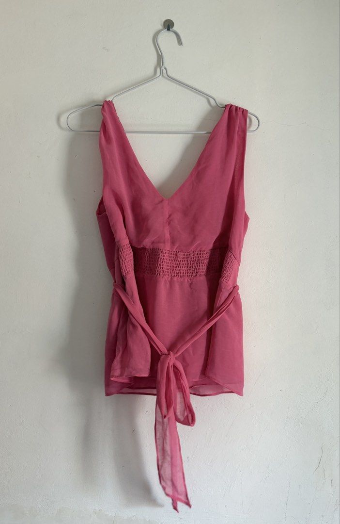 Pink Forever 21 Sleeveless Blouse with Bow Tie (Category: Sleeveless) located in Imus. Submitted by dayseasons (Listing ID 1470564428, Image 2). Description: - light & flowy fabric - just a small hole on the side (but unnoticeable) .