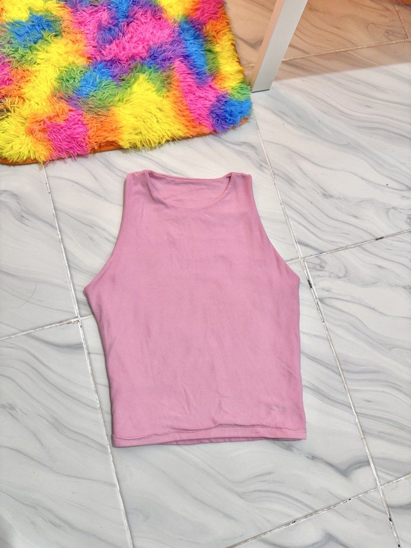 Pink Halter Top (Category: Others Tops) located in Bulacan. Submitted by archivesbyjanine (Listing ID 1470678072, Image 1). Description: Makapal tela and soft.