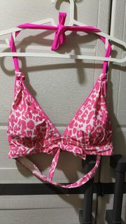 (Category: ) located in . Submitted by suzzyb. (Listing ID 1470725740, Image 1). Description: .