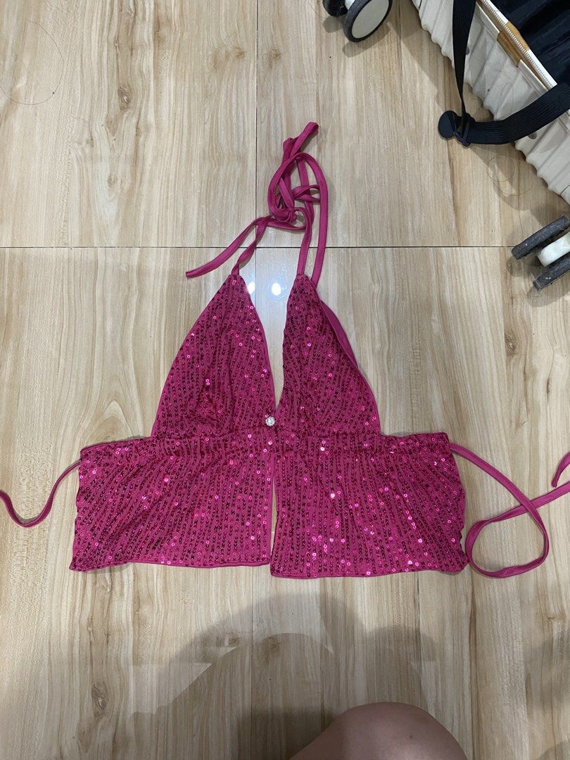 Pink Sequined Backless Shein Top (Category: Others Tops) located in Malolos. Submitted by nicolouisem (Listing ID 1470687087, Image 1). Description: .