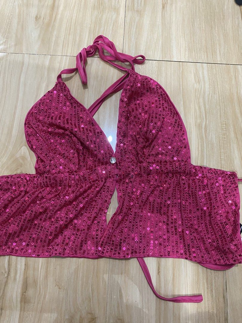 Pink Sequined Backless Shein Top (Category: Others Tops) located in Malolos. Submitted by nicolouisem (Listing ID 1470687087, Image 2). Description: .