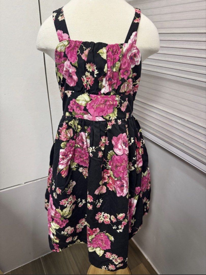 Pinky Dress Size 8 (Category: Babies & Kids Fashion) located in San Mateo. Submitted by eulahs_clothing_boutique (Listing ID 1470588017, Image 1). Description: 1 DAY RESERVATION ONLY! NO PAYMENT - NO SHIPPING LAST PRICE POSTED!! Courier: J&T, Lalamove/Grab Express Payment Method: Gcash or Maribank.
