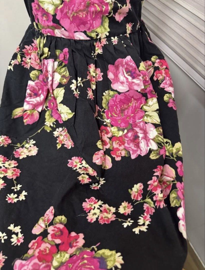 Pinky Dress Size 8 (Category: Babies & Kids Fashion) located in San Mateo. Submitted by eulahs_clothing_boutique (Listing ID 1470588017, Image 3). Description: 1 DAY RESERVATION ONLY! NO PAYMENT - NO SHIPPING LAST PRICE POSTED!! Courier: J&T, Lalamove/Grab Express Payment Method: Gcash or Maribank.