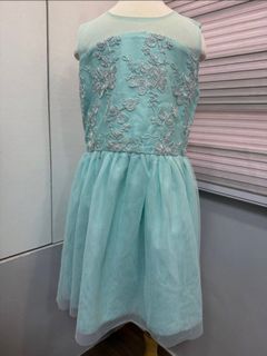 (Category: ) located in . Submitted by eulahs_clothing_boutique (Listing ID 1470582184, Image 1). Description: .