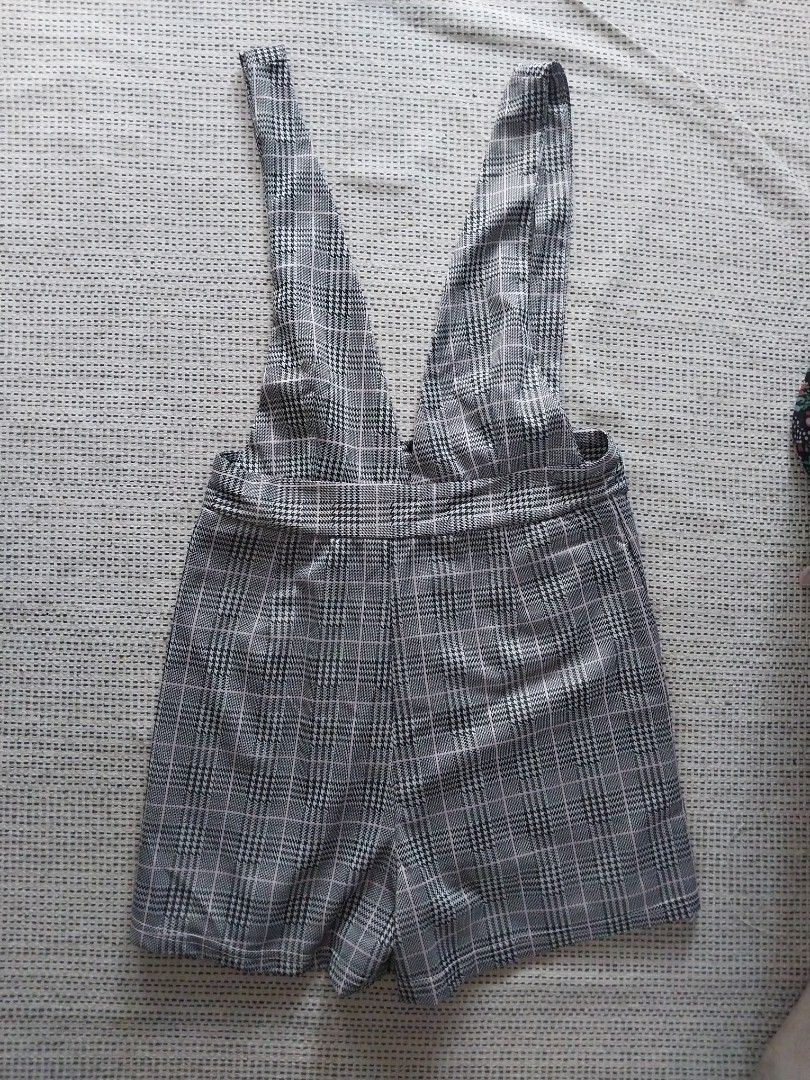 Plaid preppy dress and romper set (Category: Dresses) located in Bulacan. Submitted by chi.cheezi.choko (Listing ID 1470575387, Image 3). Description: small to medium frames no when worn perfect to pair with a white whirt underneath 2 pcs of clothing for 200! pink and gray.