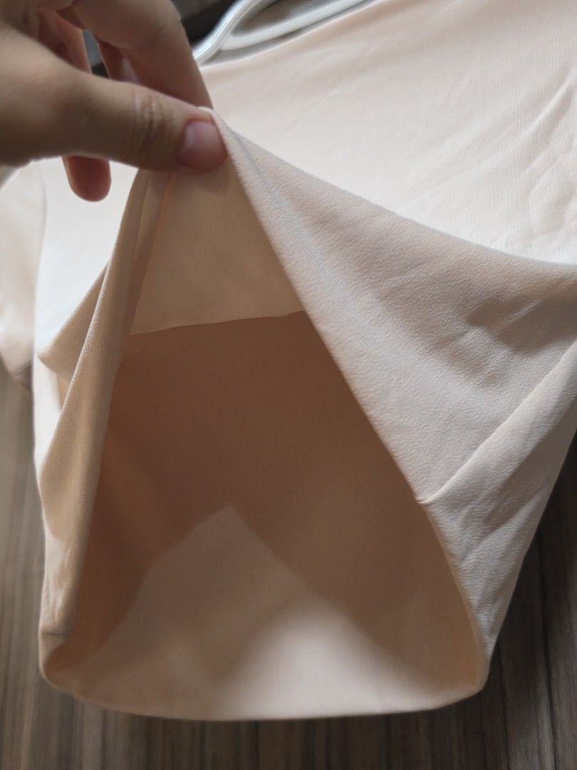Plain Beige Fitted Crop Top (Category: Shirts) located in Quezon City. Submitted by snowflakes.specials (Listing ID 1470574241, Image 3). Description: XS Brand new, only stored.