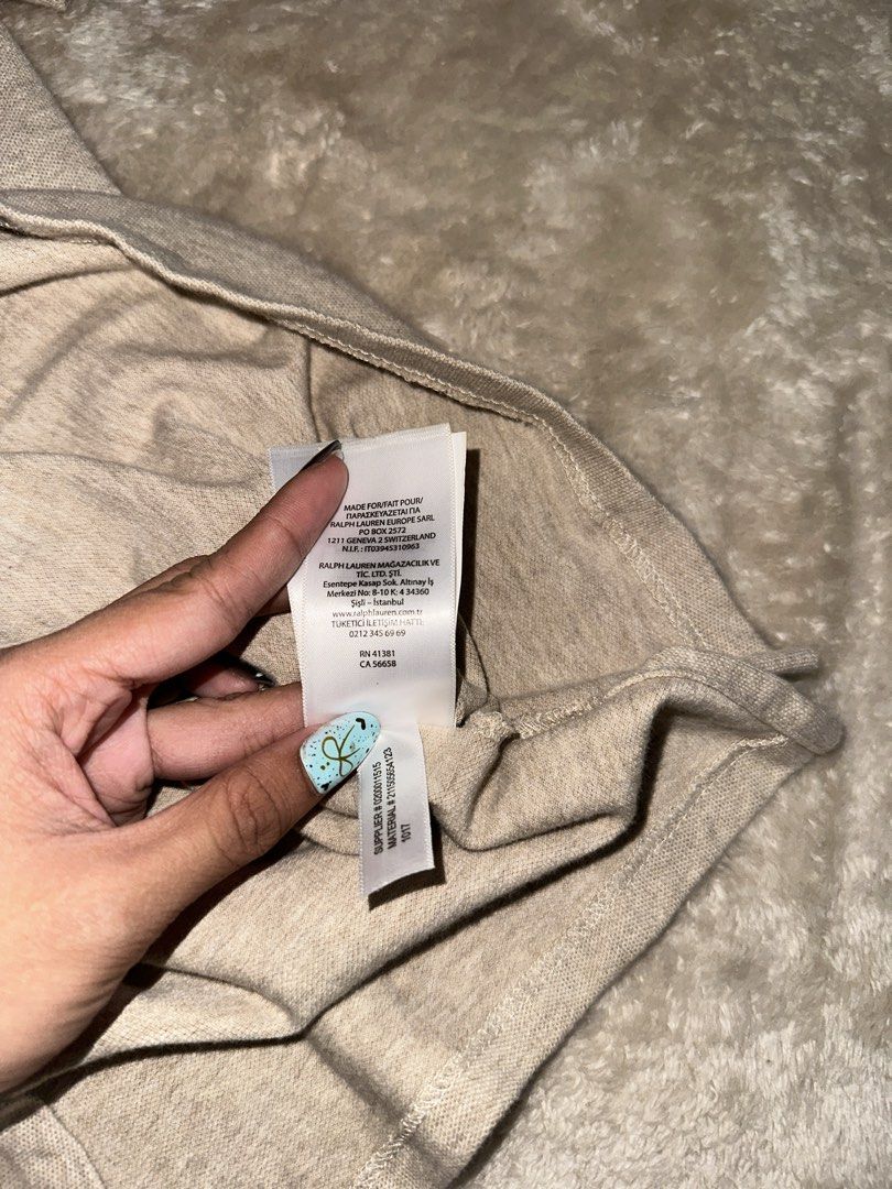 POLO Ralph Lauren Women’s (Category: Luxury Apparel) located in Dumaguete. Submitted by sellie06 (Listing ID 1470710456, Image 3). Description: good as new 💗 .