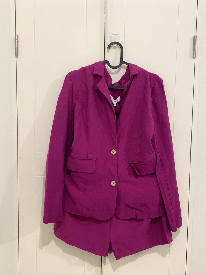 Pomelo Magenta Blazer and Shorts Set (Category: Sets or Coordinates) located in Pasig City. Submitted by lovedbyri (Listing ID 1470646769, Image 1). Description: - Brand: Pomelo - Color: Bright magenta - Set includes: Double-breasted blazer (Size XS) with 2 front buttons and structured lapels, plus high-waisted tailored shorts (Size S) - Condition: Great statement outfit - Style: Versatile for both casual and formal wear.