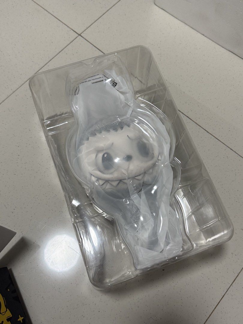 POP MART THE MONSTERS Sketch Mega Labubu Figure (Category: Designer & Blind Box Toys) located in Manila. Submitted by pjaguilar436945 (Listing ID 1470588048, Image 2). Description: - Condition: Unboxed for checks only; figure is securely inside original plastic blister packaging - Inclusions: Original box included.