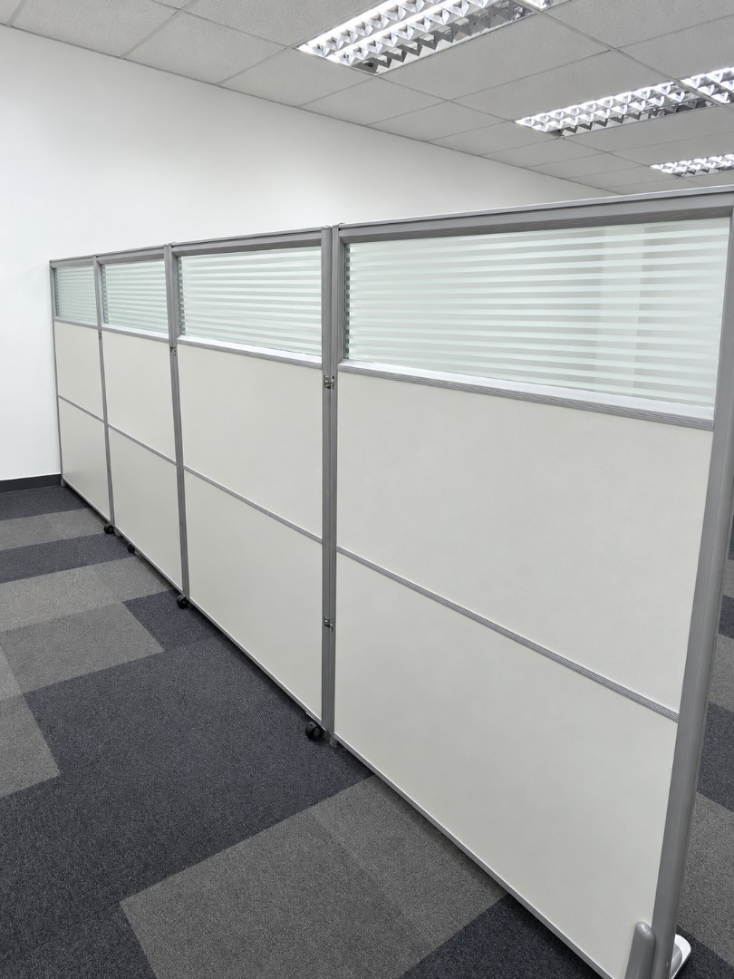Portable Partition Divider with Wheels– 400cm (W) x 150cm (H ...