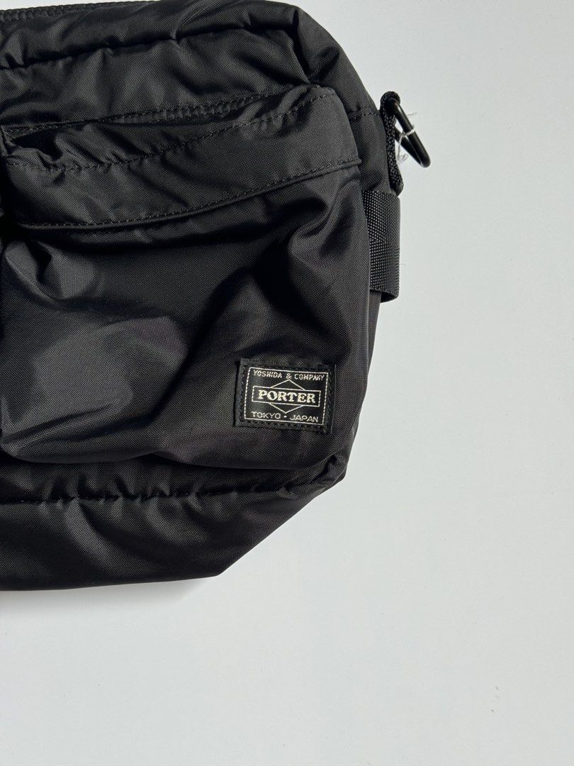 Porter Yoshida / Force Shoulder Bag (Category: Sling Bags) located in Calamba. Submitted by secondsite.ph (Listing ID 1470622187, Image 2). Description: Porter Yoshida / Force Shoulder Bag 9.5/10 excellent - new No major flaws ₱5500.