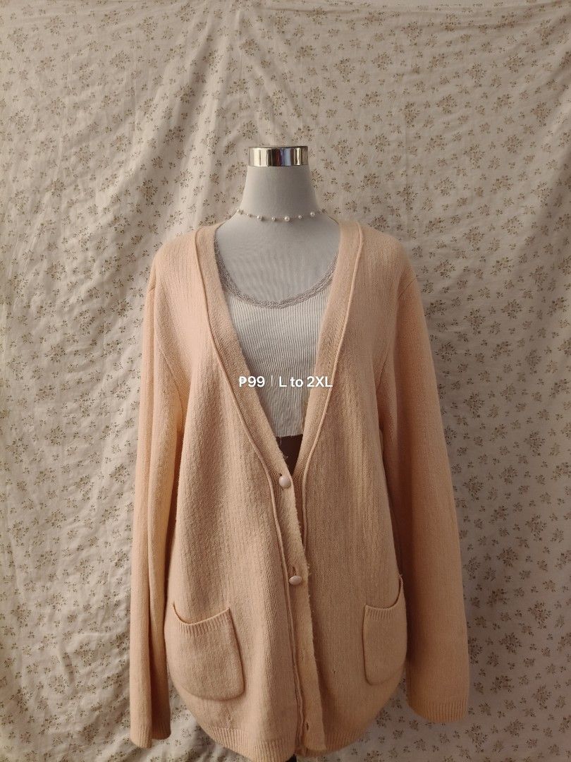 PRELOVED CLOTHES FS ‼️ (Category: Coats, Jackets and Outerwear) located in Manila. Submitted by mryalwsa (Listing ID 1470654005, Image 3). Description: 59 to 199 UP PESOS.