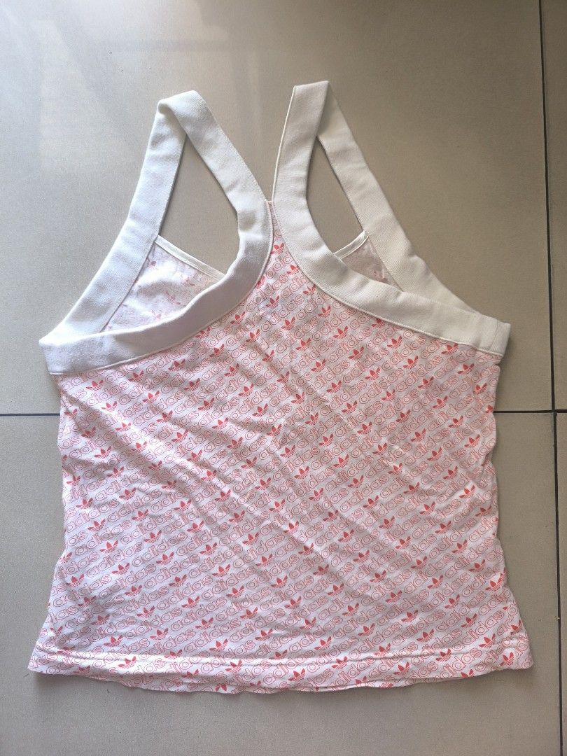Preloved/ukay Adidas halter racerback top (Category: Sleeveless) located in Manila. Submitted by lianlim.mail (Listing ID 1470563762, Image 2). Description: Preloved/ukay Adidas halter racerback top size 34 (estimate XS to S).