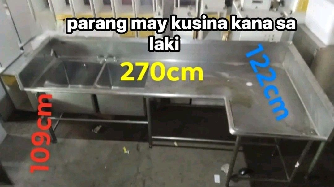 Pull out stainless tables & sinks (Category: Home Improvement Tools & Accessories) located in Pasay City. Submitted by cherry_nicole (Listing ID 1470600983, Image 3). Description: PULL OUT 304 STAINLESS ‼️ 📌 Prep tables 📌 Sinks In very good condition po mga to Minimal dents sings of usuage No major damage Gagamit mo nalang 💯 304 stainless Mabibigat Pwede sa maselan Open for pick up & viewing Dasma Cavite 📞09977258106.