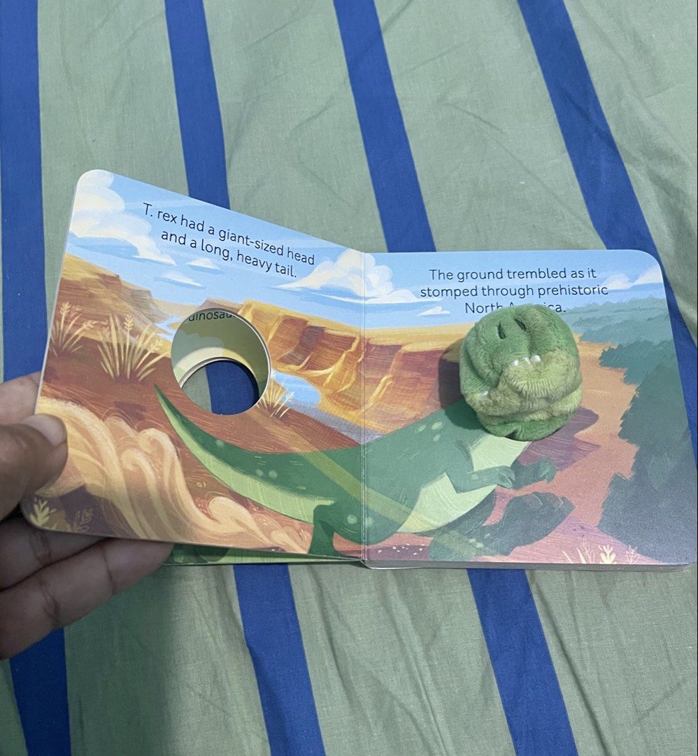 PUPPET DINOSAUR T-REX BOOK (Category: Children's Books) located in Paranaque City. Submitted by 8thvesture (Listing ID 1470567063, Image 3). Description: .