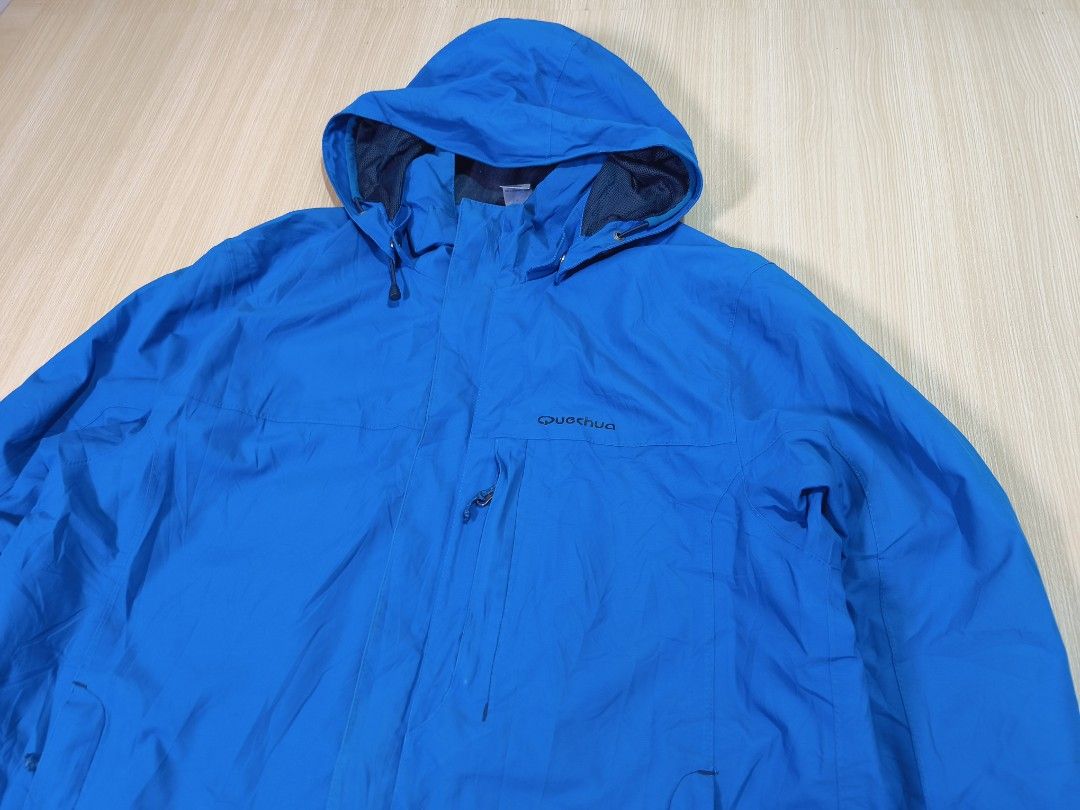 Quechua Blue Waterproof Jacket (Category: Coats, Jackets and Outerwear) located in Santo Tomas. Submitted by ThriftyTeng07 (Listing ID 1470685061, Image 2). Description: Quechua Waterproof Jacket Dimensions W-22.5 x L-29 Fits Large to Semi XL size may issue parang tinakpan yata ng patch yung butas nya,check nyo sa last 2 pics Overall Maganda pa nman need lang wash 500+SF ONLY .