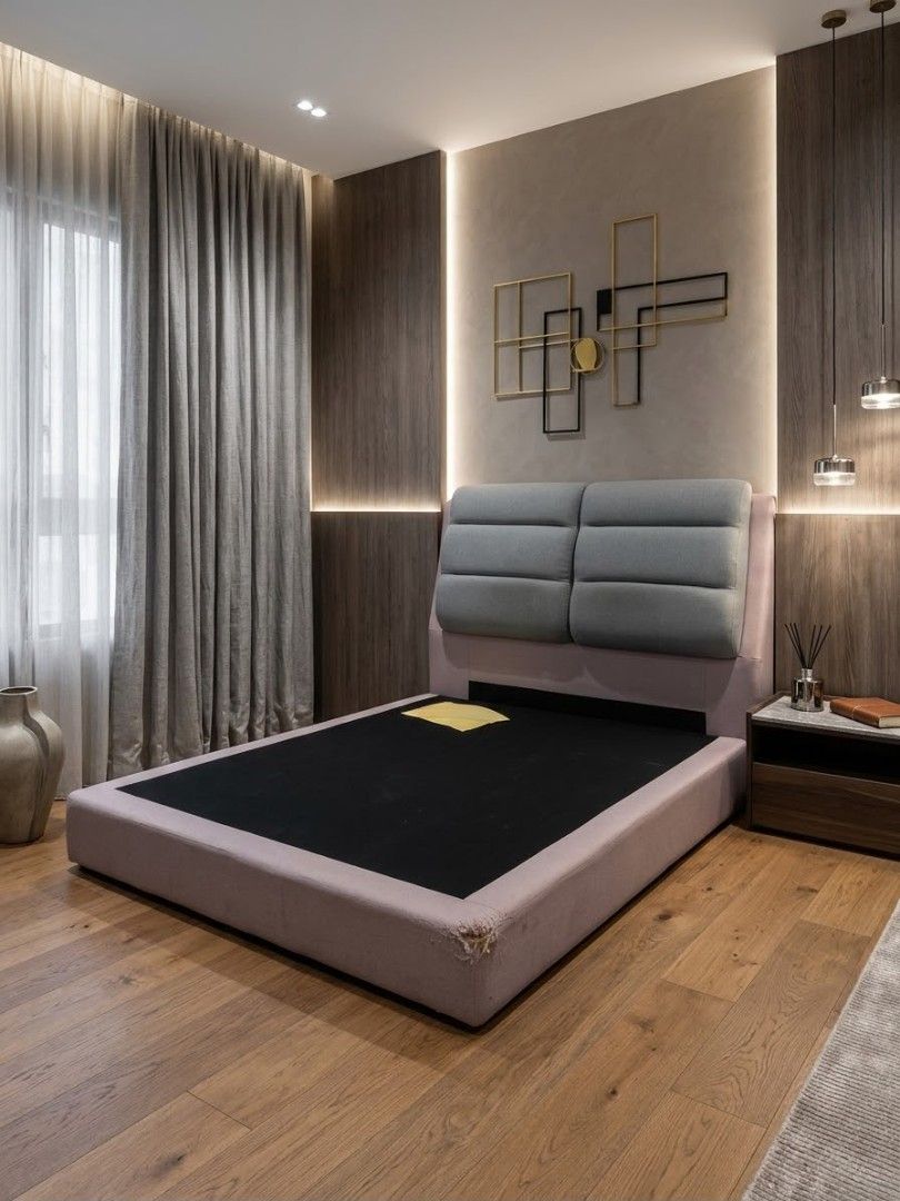 Queen Bed Frame Solid (Category: Bed Frames & Mattresses) located in Petaling Jaya. Submitted by quickfire.2e3fae (Listing ID 1470707291, Image 1). Description: .