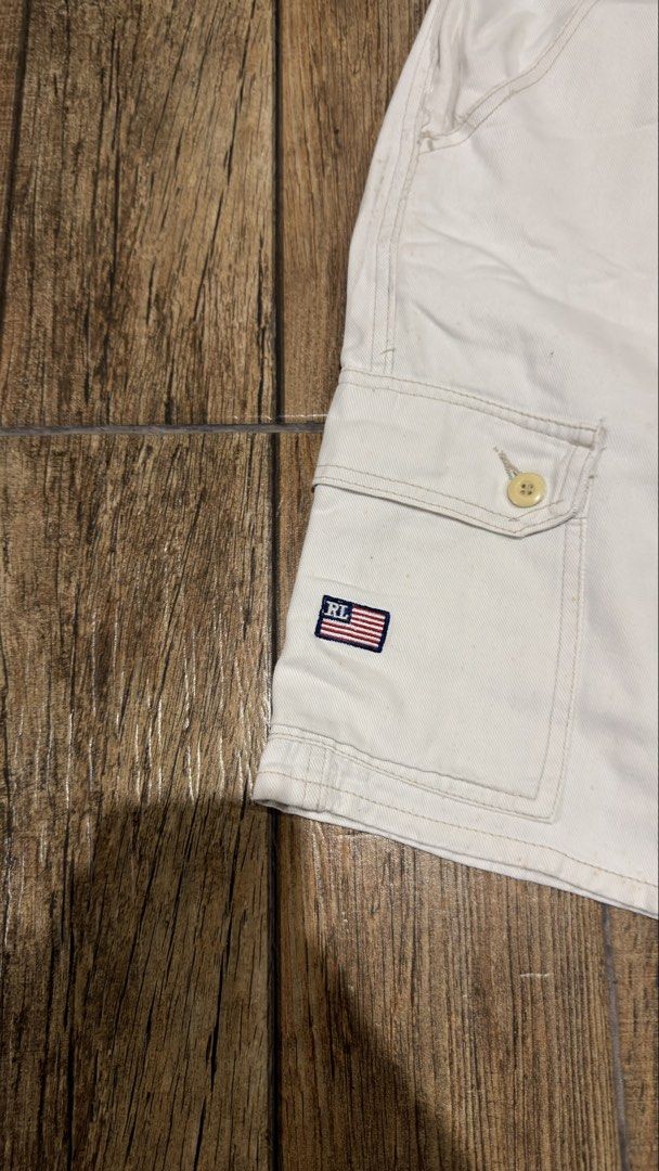 RALPH LAUREN CARGO SHORTS (Category: Shorts) located in Manila. Submitted by urban-vintage_2 (Listing ID 1470569965, Image 2). Description: : REPAIRED ISSUE (NEED WASH) MOP :GCASH (NO COD) SHIP VIA: LALAMOVE & J&T LOCATION: PASIG CITY LENGTH: 20 HEM: 13 WIDTH : 38.