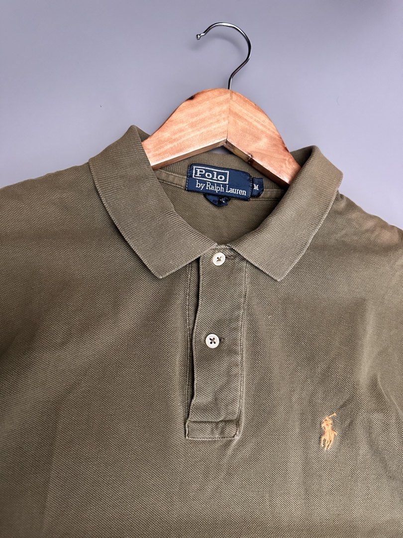 Ralph Lauren Polo Shirt (Category: Activewear) located in Manila. Submitted by thriftavenueph (Listing ID 1470673324, Image 2). Description: Fs: Ralph Lauren Polo shirt Size: 23x30, L to semi XL Condition: excellent, have a minimal yellow stain in shoulder (di halata) Price: 850.