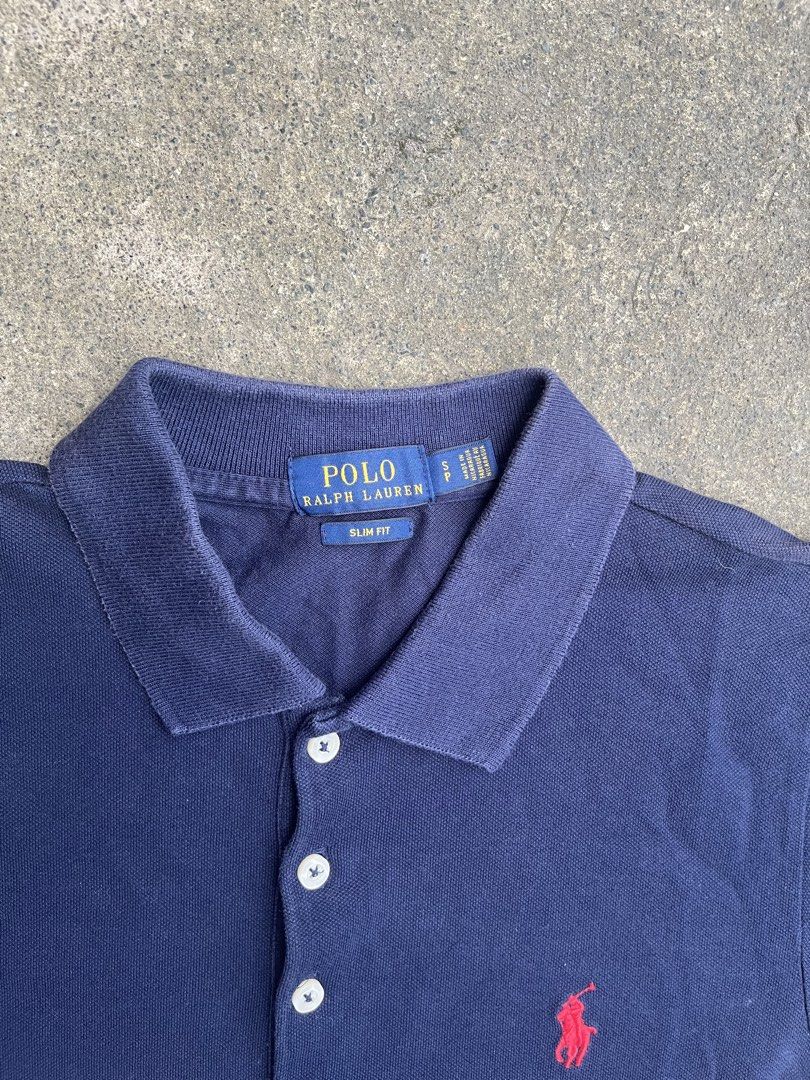 Ralph Lauren Polo Shirt (Category: Shirts) located in Manila. Submitted by a.stmngo (Listing ID 1470741097, Image 3). Description: Size Small on tag Width 15 inches Length 24-26 inches Needwash Good Condition 📍Manage your expectation. Item is thrifted. 📍Nagcarlan, Laguna.