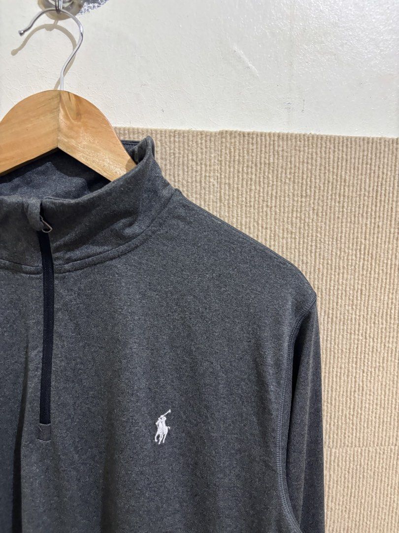 Ralph Lauren Quarter zip (Category: Coats, Jackets and Outerwear) located in San Fernando. Submitted by jyyyshytt (Listing ID 1470686557, Image 2). Description: Excellent condition No issue Color rate:9.5/10 Dimensions:W22 L26.