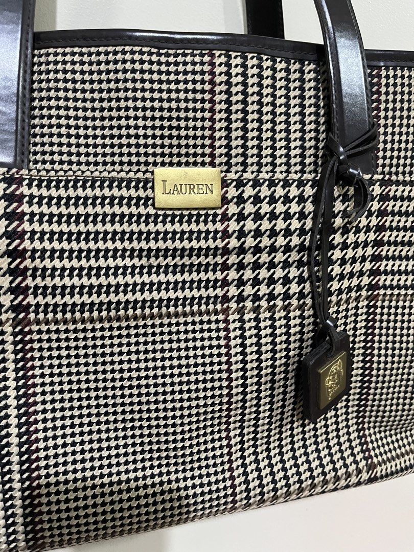 Ralph Lauren RL Houndstooth Tote (Category: Luxury Bags & Wallets) located in Paranaque City. Submitted by lil.ac (Listing ID 1470673321, Image 2). Description: Original/authentic. No flaws.
