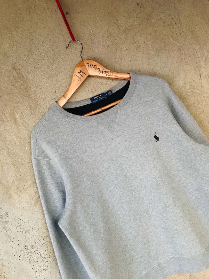 Ralph Lauren sweat shirt (Category: Hoodies) located in Dumaguete. Submitted by johnmarkthrift (Listing ID 1470726008, Image 2). Description: ♻️ Polo Ralph Lauren sweat shirt Dimensions on tags ( medium ). Length 25 Width 22 Boxy type Color rate 9.5/10 or better need wash Excellent condition Issue minor scratch not visible when worn Color may very due to lighting 💥 Unlimited vouch/vc for safe transaction 450 + SF Dumaguete city negros Oriental J