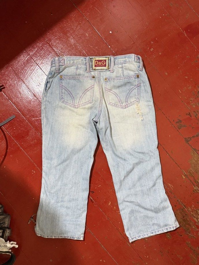 Rare 2006 Dolce and Gabanna Capri (Category: Jeans) located in Manila. Submitted by angelconscious (Listing ID 1470716373, Image 2). Description: Very rare from the 2006 collection! Low rise, flared, adjustable waistline with belt, fits small to medium No issues found, good as new, guaranteed authentic Tokong length, price is very negotiable.