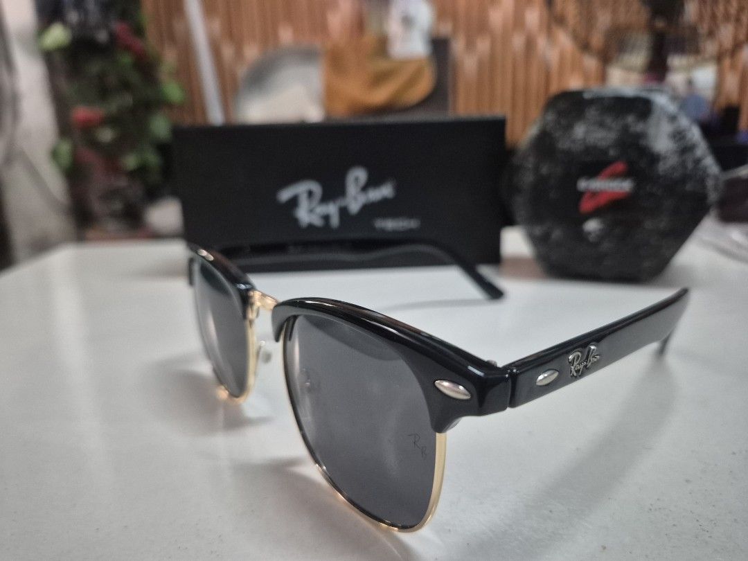 Raybam clubmaster (Category: Sunglasses & Eyewear) located in Cavite. Submitted by wearit_again (Listing ID 1470620203, Image 1). Description: RAYBAN CLUBMASTER NO ISSUE JAPAN SURPLUS GALING.