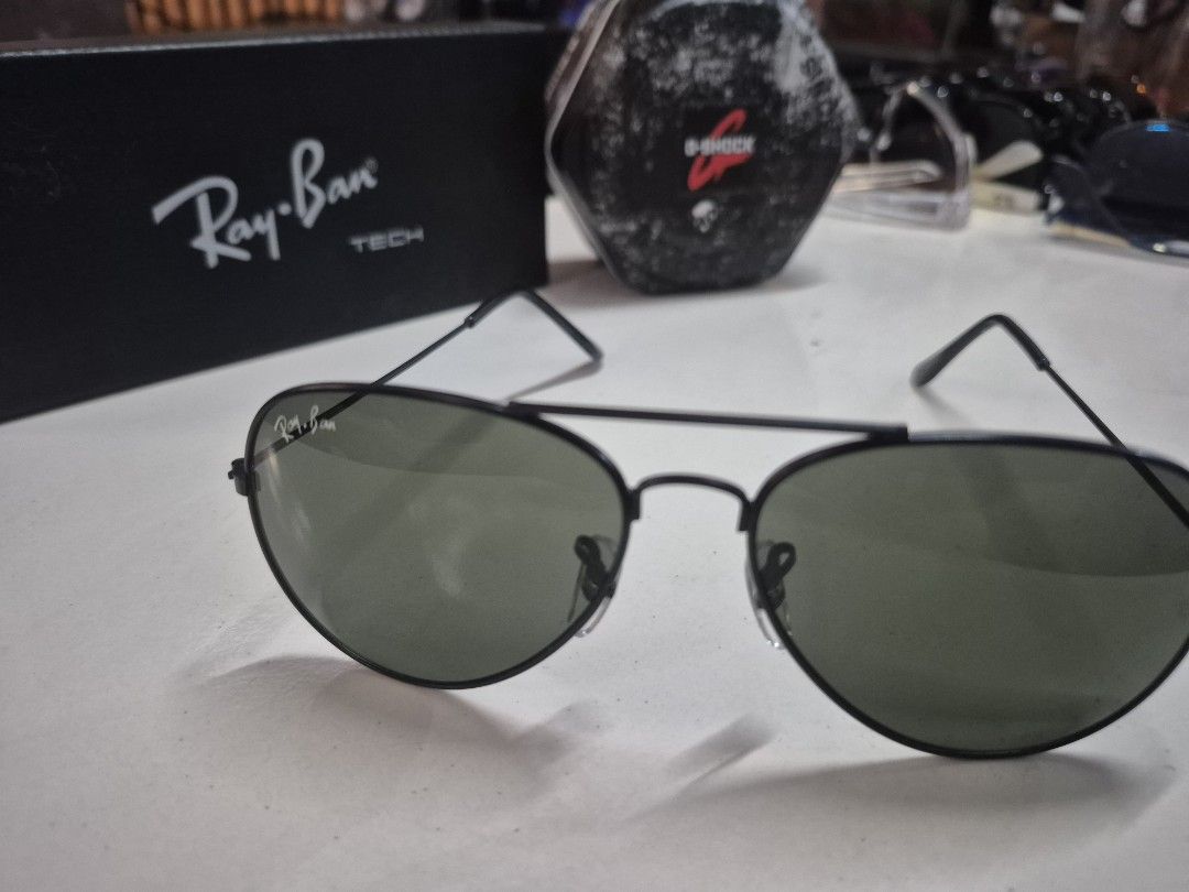 Rayban AVIATOR black (Category: Sunglasses & Eyewear) located in Cavite. Submitted by wearit_again (Listing ID 1470621388, Image 3). Description: RAYBAN Aviator NO ISSUE JAPAN SURPLUS GALING.