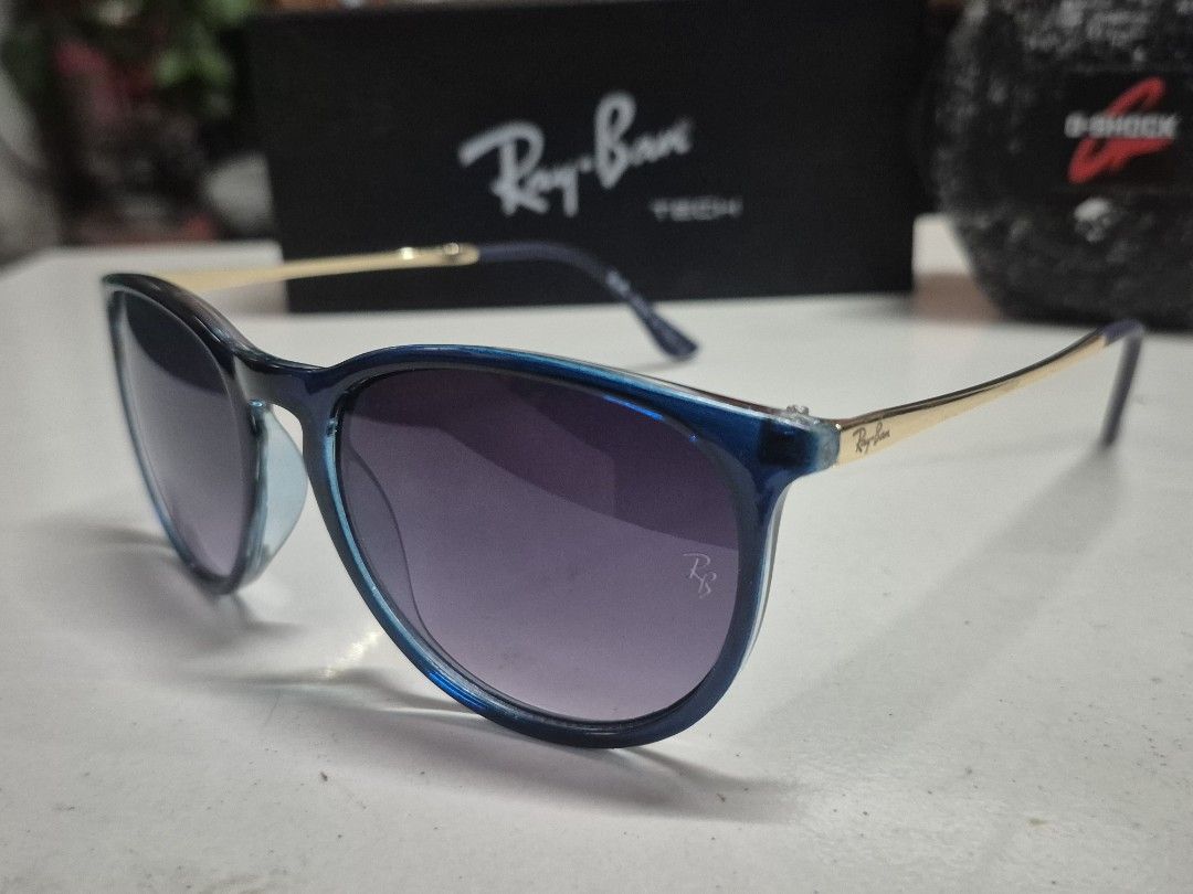 Rayban erika design (Category: Sunglasses & Eyewear) located in Cavite. Submitted by wearit_again (Listing ID 1470672171, Image 3). Description: RAYBAN Erika NO ISSUE JAPAN SURPLUS GALING.