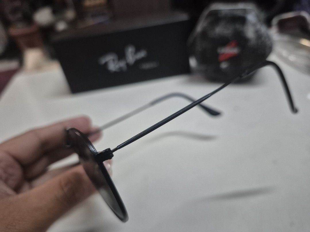 Rayban Round metal (Category: Sunglasses & Eyewear) located in Cavite. Submitted by wearit_again (Listing ID 1470620496, Image 2). Description: RAYBAN Round Metal NO ISSUE JAPAN SURPLUS GALING.