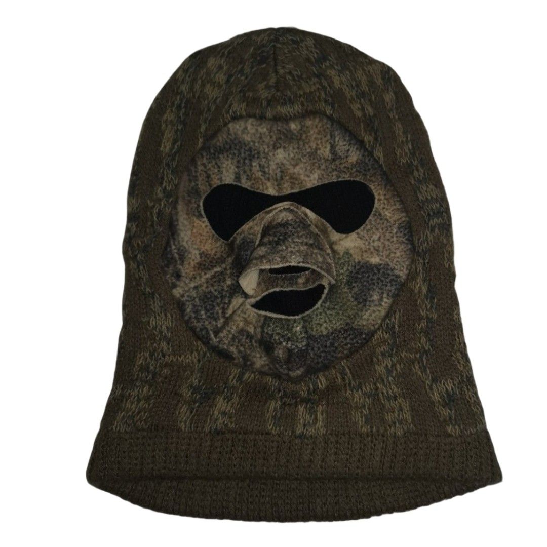 Realtree Camouflage Balaclava (Multicolor, One-Size) (Category: Caps & Hats) located in General Mariano Alvarez. Submitted by hundred_lives (Listing ID 1470721867, Image 1). Description: Realtree Camouflage Balaclava (Multicolor, One-Size) Authentic Original Good Condition Vintage Piece ‼️***Or Best Offer Wins***‼️ ‼️***Split Or As Pack***‼️ ‼️***Negotiable All Items***‼️ ‼️ ***What You See Is What You Get***‼️ Tags: nba nfl football basketball v