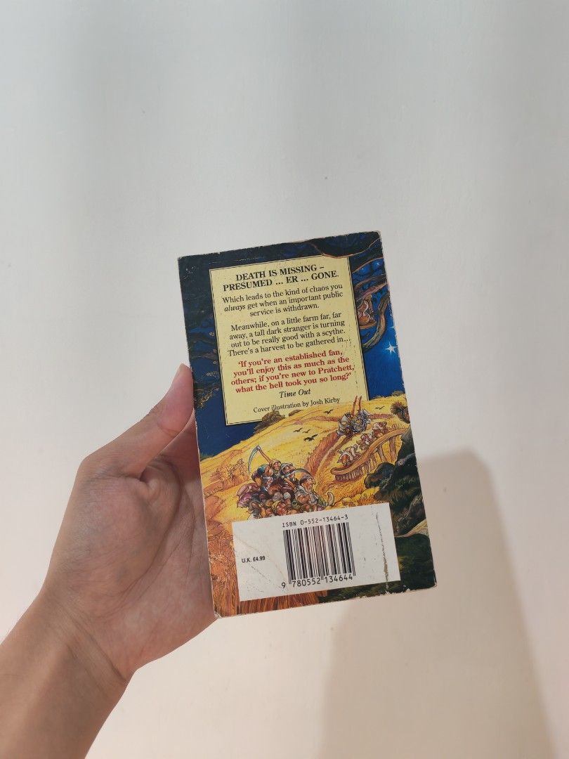 Reaper Man by Terry Pratchett - MMPB (Category: Storybooks) located in Batangas. Submitted by bebop_014 (Listing ID 1470632214, Image 3). Description: Decent condition. Spine creases. Tanned pages. Light foxing. Reaper Man, a Discworld Novel MMPB 📩 Message me for more details.