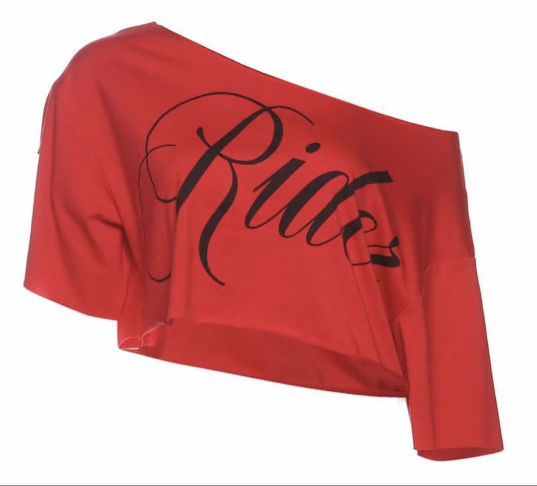 Red asymmetrical crop top shirt❤️ (Category: Others Tops) located in Bauang. Submitted by coolbear.feeba3 (Listing ID 1470689017, Image 1). Description: .