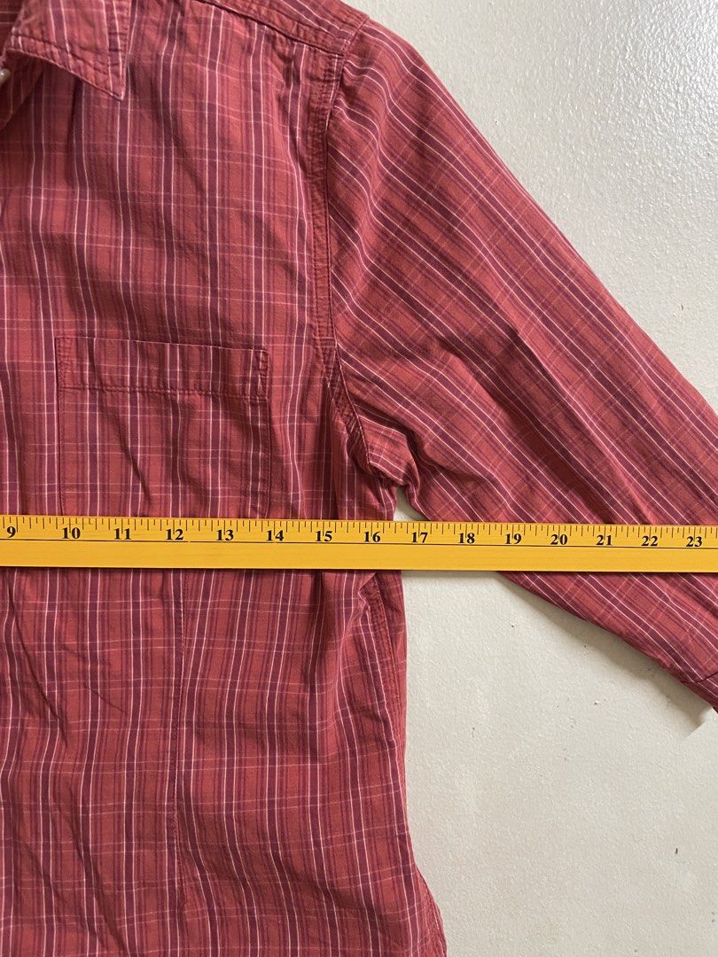 Red Checkered Plaid Button Shirt (Category: Longsleeves) located in Makati City. Submitted by pepperstoremerch (Listing ID 1470642386, Image 3). Description: Unbranded Red Checkered Plaid Button Shirt Size Large Cotton Preloved, good condition Please see pictures D0118 P261027R20C15.