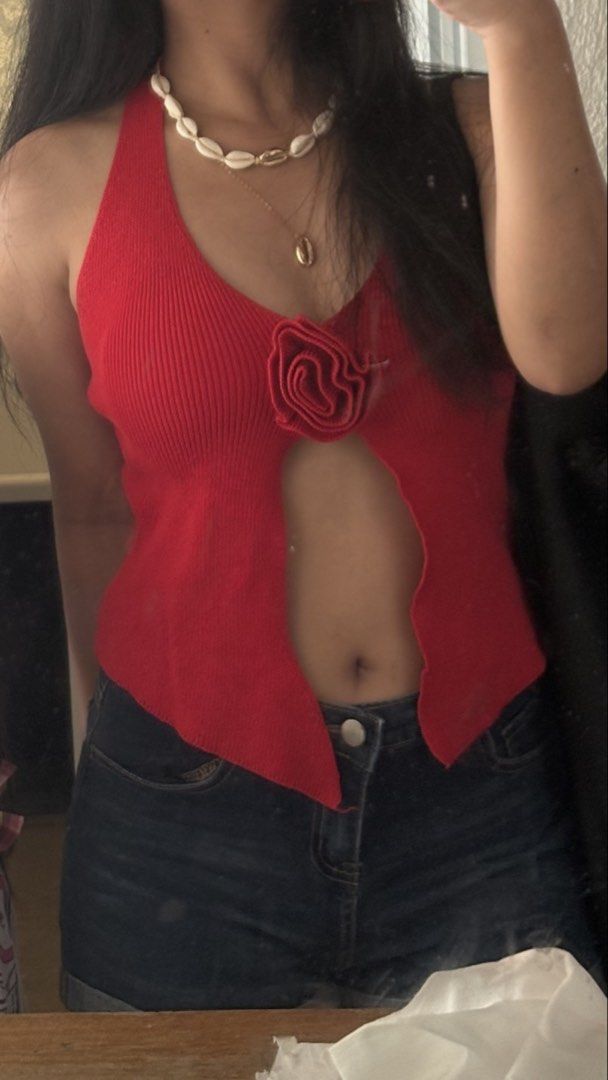 Red Summer Flower Top (Category: Sleeveless) located in Manila. Submitted by prelovedforsale. (Listing ID 1470733647, Image 1). Description: used twice .
