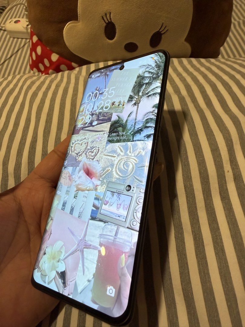 Redmi Note 15 (Category: Android Others) located in Manila. Submitted by francinedee (Listing ID 1470718741, Image 2). Description: Spare Phone only, ginamit lng for photos & payment. ni hindi nalagyan ng kahit anong account 7.5k Fix na po (goods po ito walang sakit sa ulo) NO ISSUE, 5 MONTHS OLD. NO CRACK SA EDGE, May screen protector. Original Charger included. NO BOX UNIT & CHARGER ONLY. GOOD AS NEW. LAS PIÑAS LOCATION - SM Sucat Only meet up 