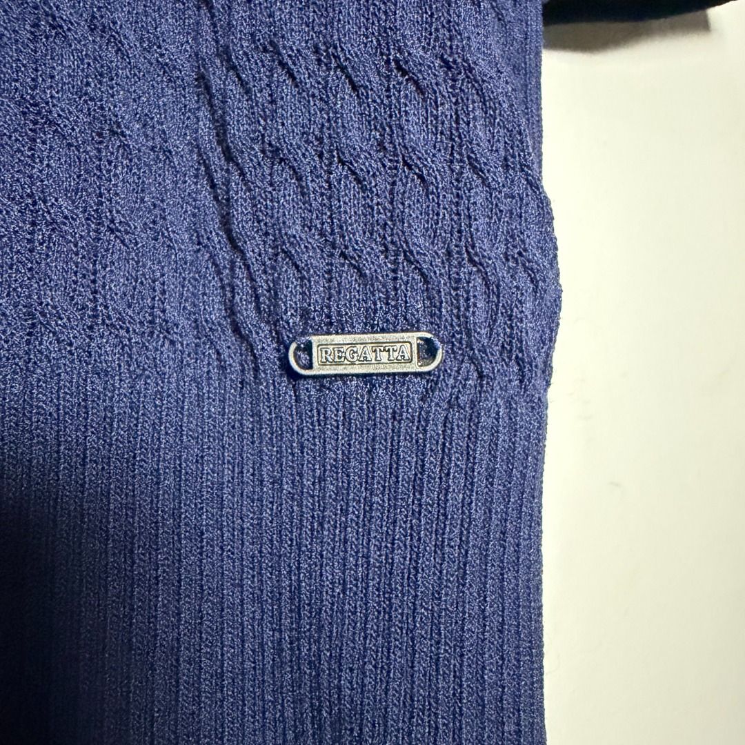 Regatta Navy Blue Knit Top (Category: Blouses) located in Tanauan. Submitted by rubymotilla (Listing ID 1470673251, Image 3). Description: Regatta Navy Blue Knit Top | XS | 3/4 Sleeves Measurements: 16.5 inches pit to pit × 18.5 inches length Condition: Please refer to the actual photos. Feel free to message me for more details 😊 .