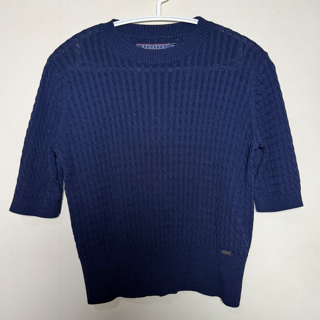 Regatta Navy Blue Knit Top (Category: Blouses) located in Tanauan. Submitted by rubymotilla (Listing ID 1470673251, Image 1). Description: Regatta Navy Blue Knit Top | XS | 3/4 Sleeves Measurements: 16.5 inches pit to pit × 18.5 inches length Condition: Please refer to the actual photos. Feel free to message me for more details 😊 .