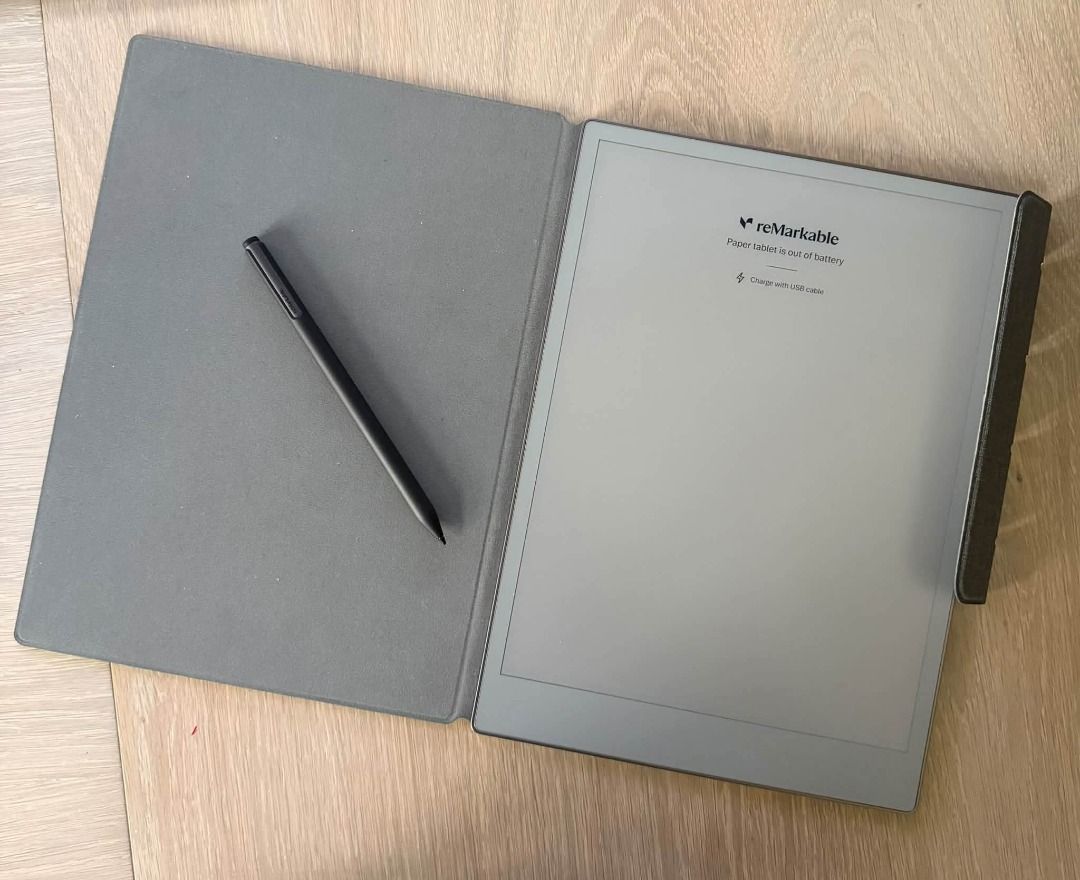 reMarkable Paper pro Tablet with Stylus and Folio Case (Category: Android) located in Valenzuela. Submitted by luckyfire_80773d (Listing ID 1470576949, Image 1). Description: reMarkable Paper Pro Selling my reMarkable Paper Pro e-ink digital notebook! Perfect for students, professionals, or anyone who wants a distraction-free, paper-like writing and reading experience with a subtle color screen. Key Features & Details: • Display: 11.8” Canvas Col