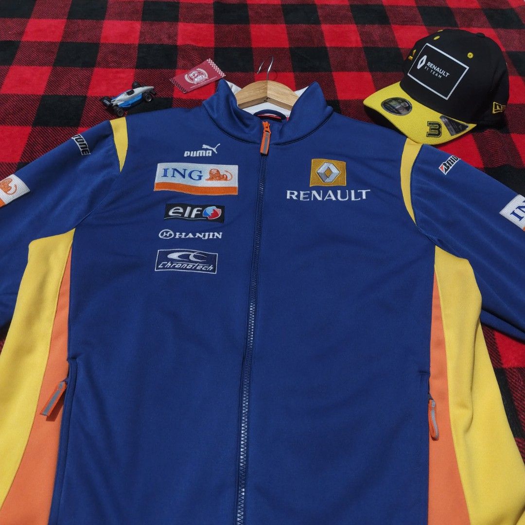 RENAULT F1 PUMA ING TEAM SOFTSHELL JACKET (Category: Coats, Jackets and Outerwear) located in Subic. Submitted by racearchives_jep (Listing ID 1470575868, Image 2). Description: 22x29.
