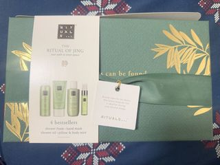 （分類：）位於 。 由 closetoffical 提交（商品編號 1470717542，圖片 1）。簡介： 。