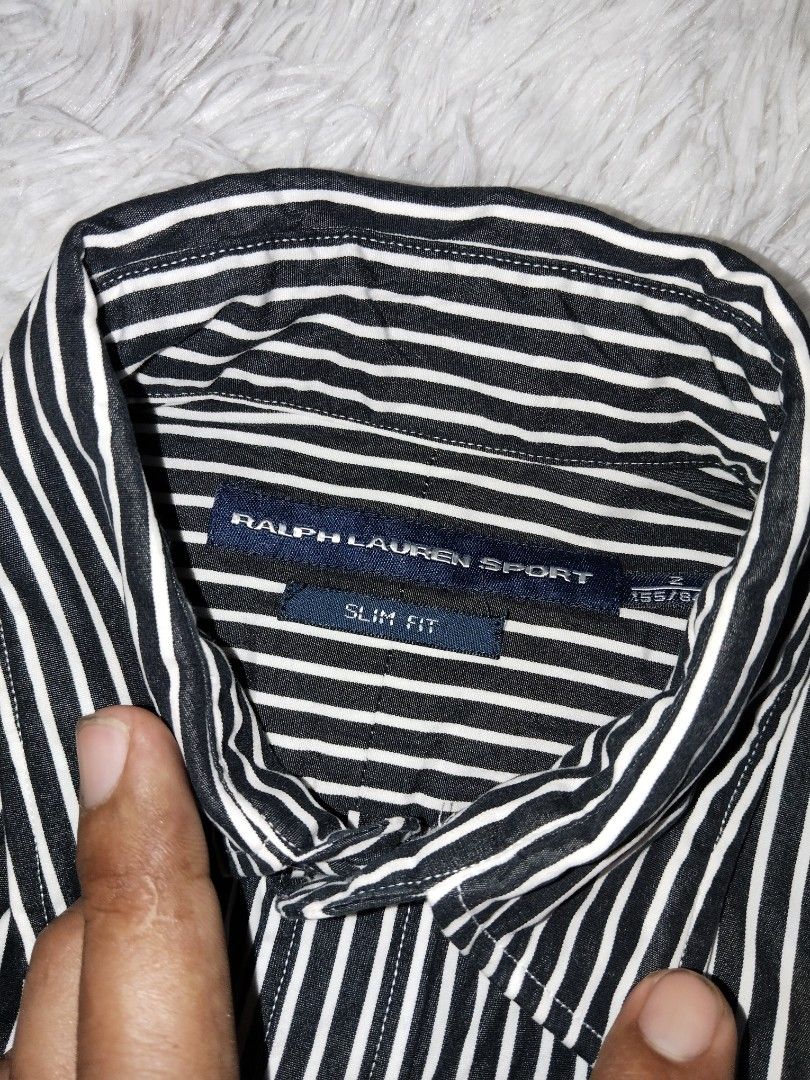 RL pinstripe black and white (Category: Longsleeves) located in Barili. Submitted by francis88z (Listing ID 1470690425, Image 3). Description: RL pinstripe black and white Size 2 W18L26 Excellent condition No issue Mine 💌1k+sf.