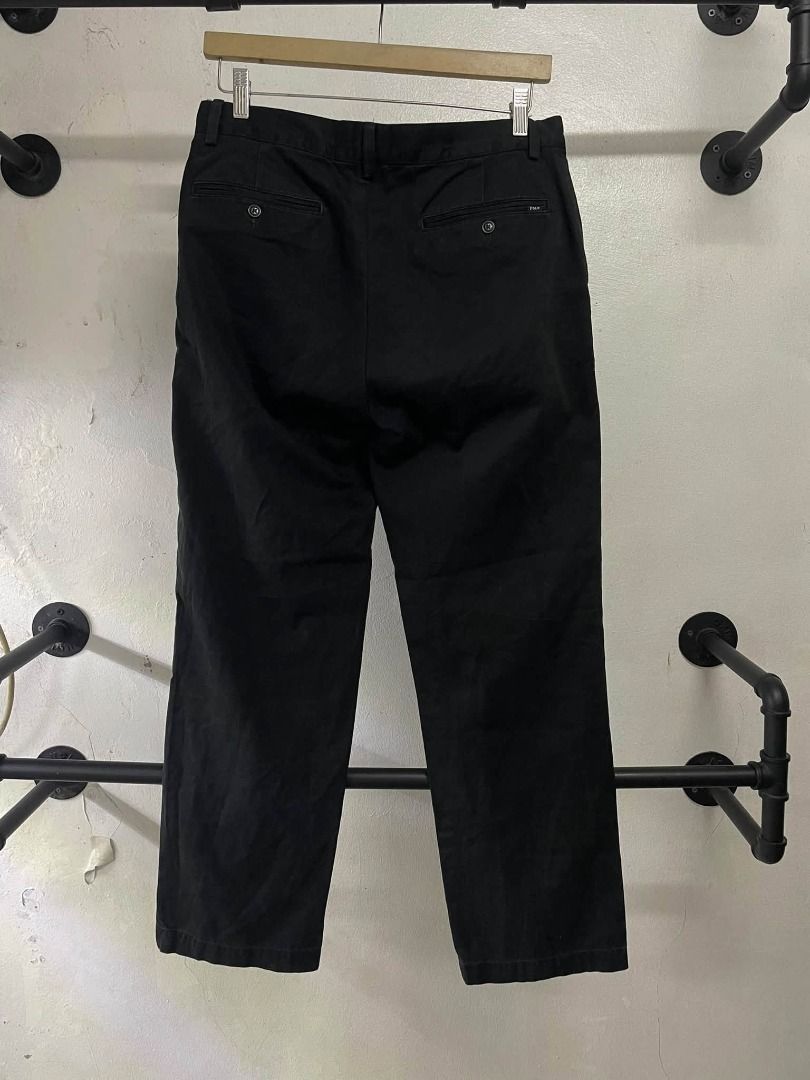 RL POLO CHINO PANTS (Category: Chinos) located in Caloocan City. Submitted by j3ngsanity (Listing ID 1470668590, Image 2). Description: SIZE : 33x38.5x8.5 ISSUE : MIN SCRATCH SA POCKET BANDA COLOR RATE : 9/10.