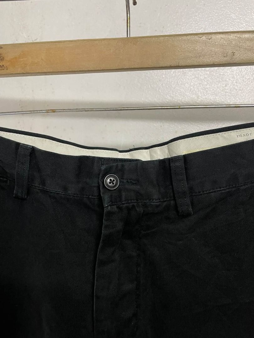 RL POLO CHINO PANTS (Category: Chinos) located in Caloocan City. Submitted by j3ngsanity (Listing ID 1470668590, Image 3). Description: SIZE : 33x38.5x8.5 ISSUE : MIN SCRATCH SA POCKET BANDA COLOR RATE : 9/10.