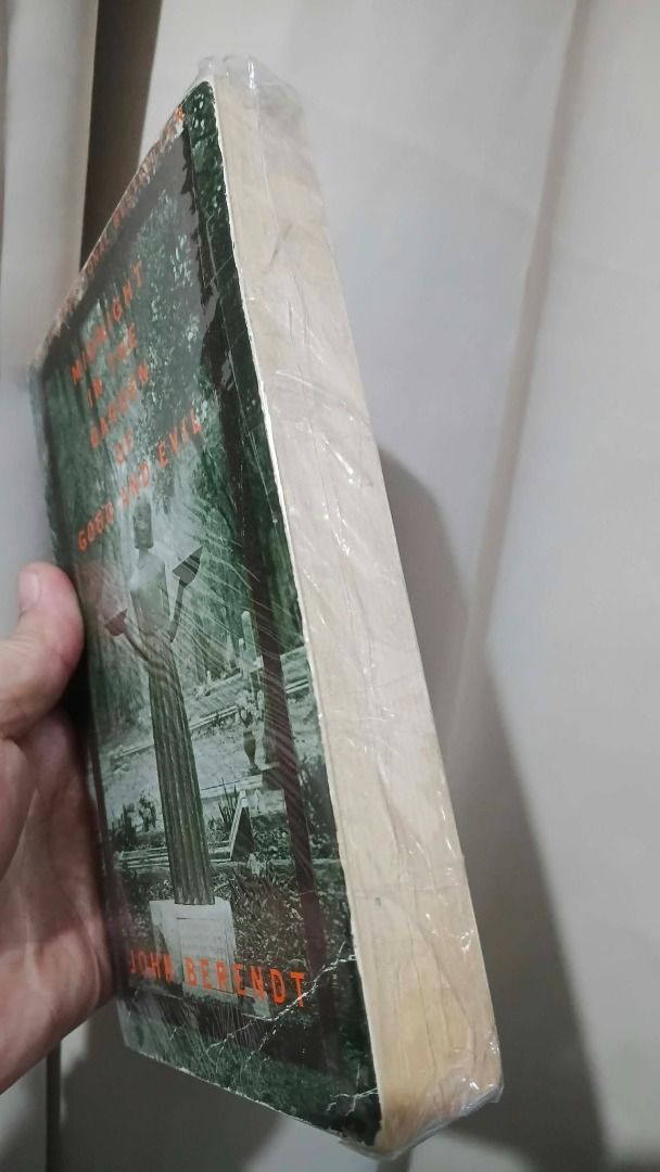 ROBERT B. PARKER'S COLORBLIND (PB) (Category: Storybooks) located in Cagayan de Oro. Submitted by crome2024 (Listing ID 1470713410, Image 2). Description: .